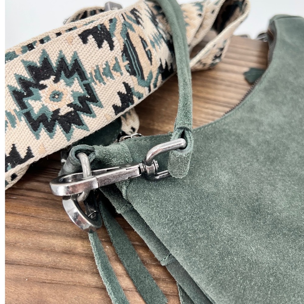Harbour 2nd Green Suede Crossbody Bag Boho Guitar Strap Tassel Messenger - Picture 5 of 9